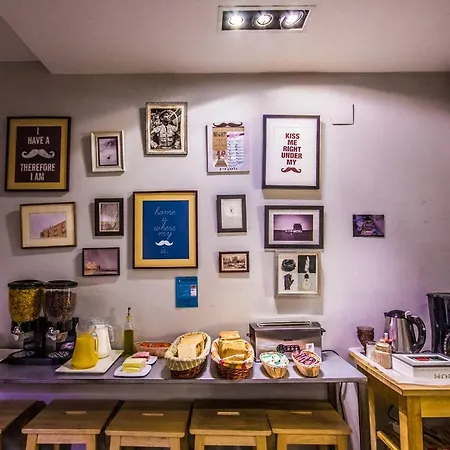 Don Moustache Boutique Hostel-3