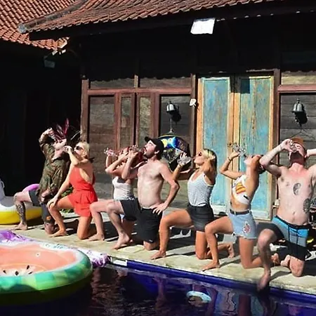 The Tipsy Gypsy Hostel-2