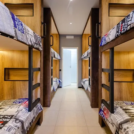 Underground Hostel-3