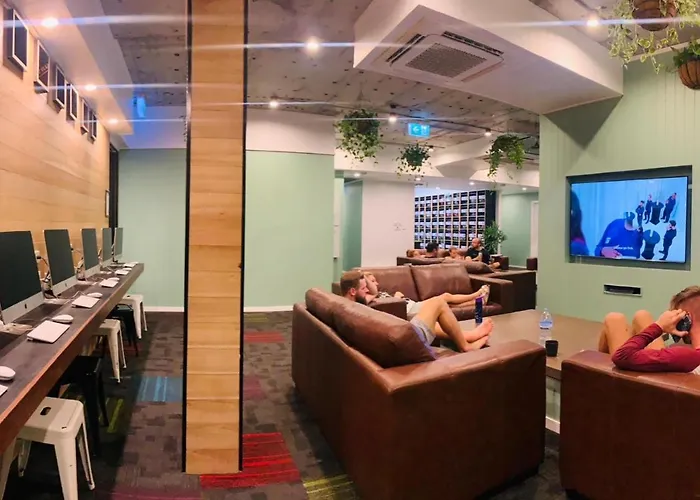 Down Under Hostels