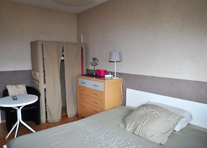 Ideal Pour Deplacement 4 Chambres,5 Lits
