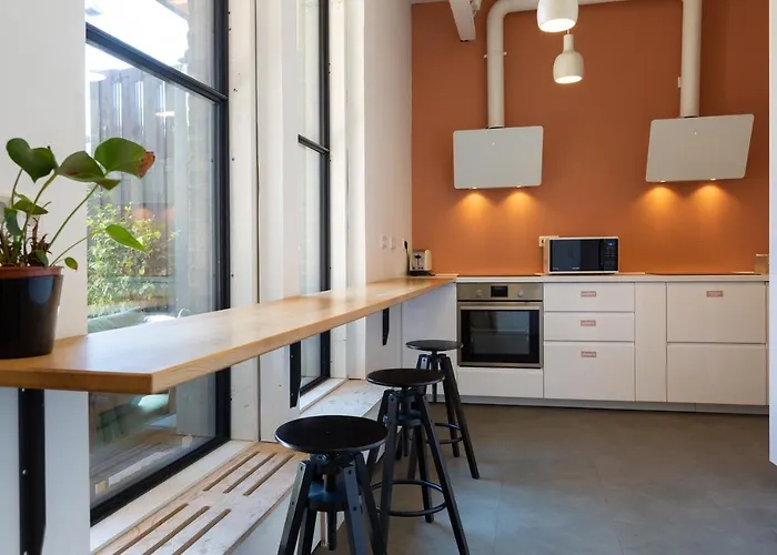 Pink Flamingo Boutique Hostel