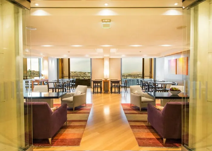 Hotel con piscina: Hilton Athens