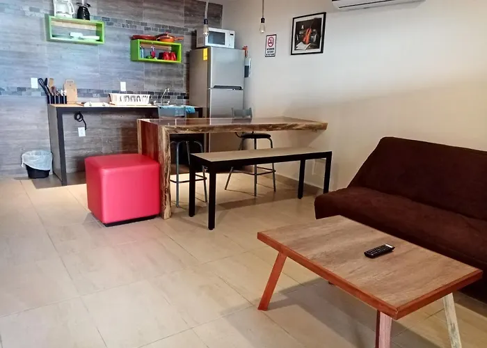 Brisas 10 Beachside Suites