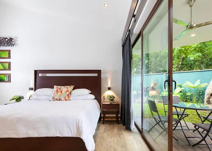 Pumilio Mountain & Ocean Hotel