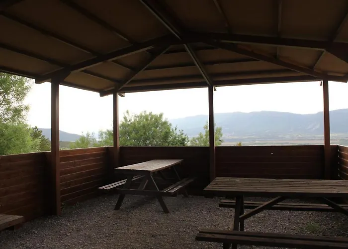 Albergue Restaurante de Artieda