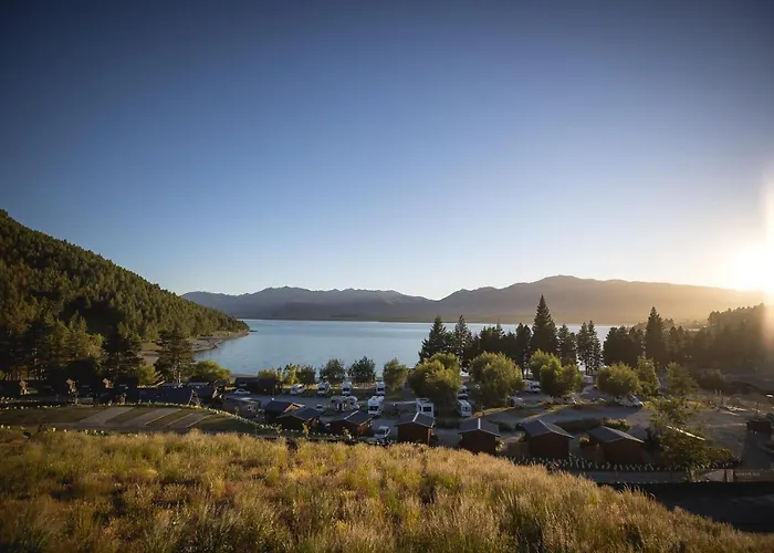 Lakes Edge Holiday Park Campground