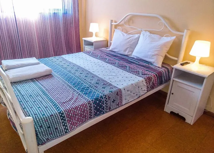 Friends In Braga - Charming Bedrooms In The Historic Center
