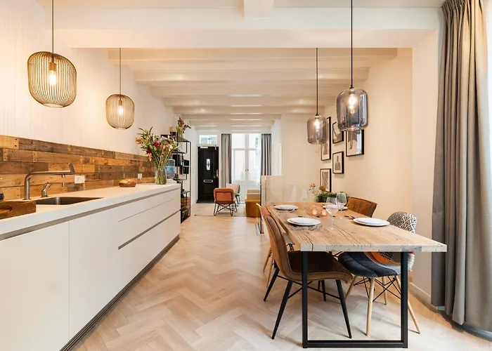 Leidse Square 5 Star Luxury