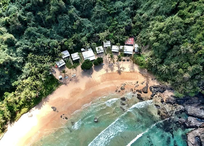 Resorts Guide Duli Beach Resort