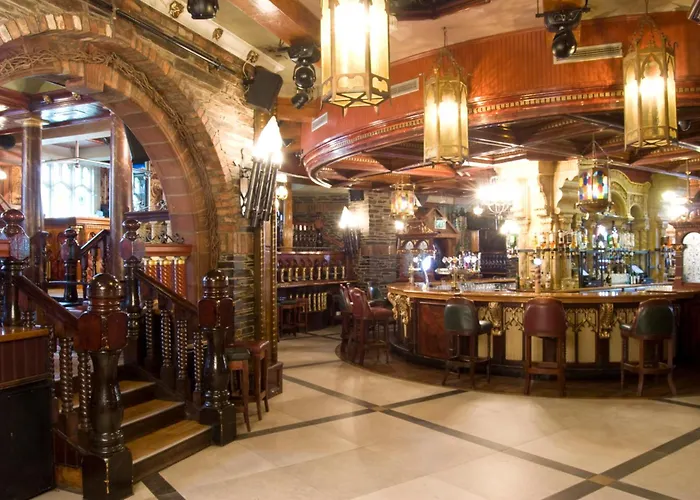 Hotels With Four Stars Benedicts