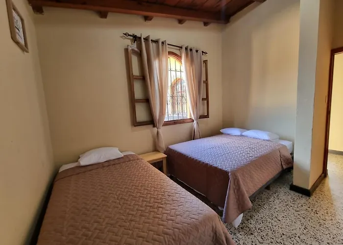 Central Hostel Antigua