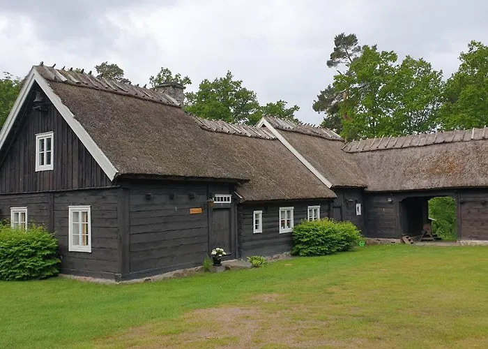 Haestveda Vandrarhem Och Stugor