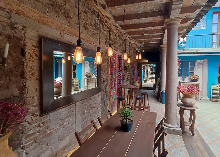  Hostal Ikal