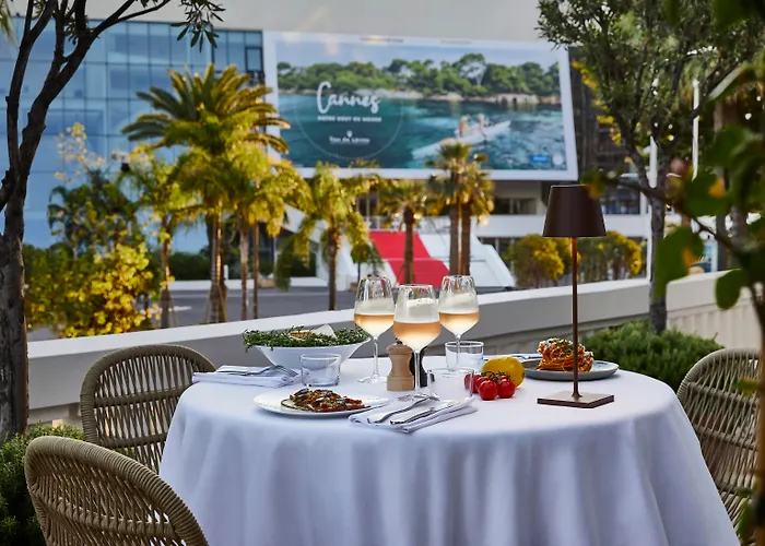 Romantisch hotel: Hotel Barriere Le Majestic Cannes
