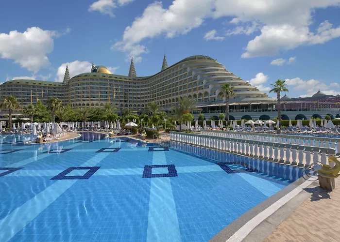 Hotel with pool: Delphin Imperial Lara