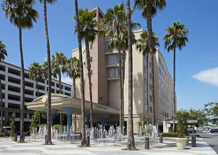 Airport Hotel: Courtyard By Marriott Los Angeles Lax / Century Boulevard