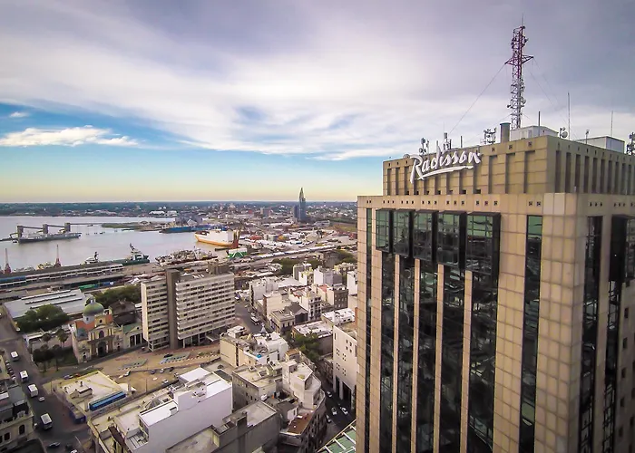 Radisson Victoria Plaza