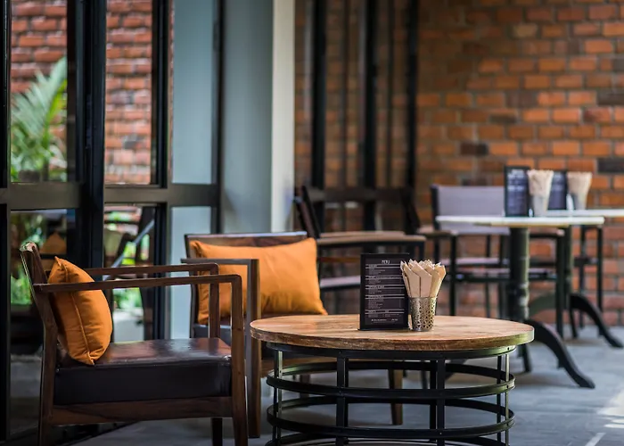 The Aviary Hotel