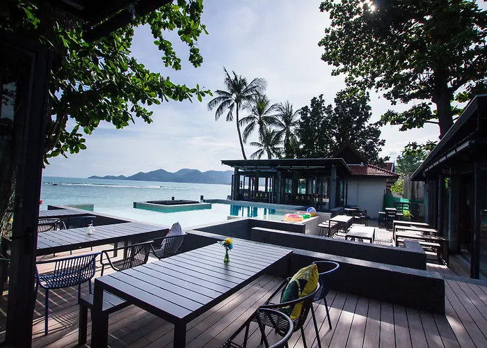 Resort: Lub D Koh Samui Chaweng Beach - Beachfront & Vibrant Social Vibe