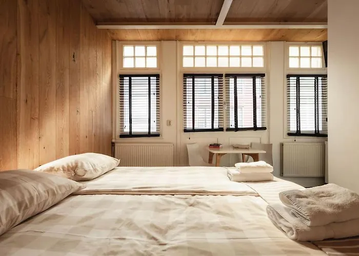 Vakantiehuisje New! Private Authentic In City Centre!