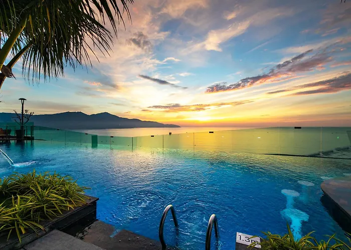 Beach Hotels Sala Danang Beach