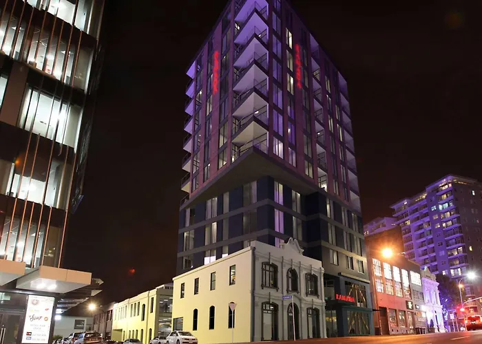 Hotels With Four Stars Ramada Suites By Wyndham Victoria Street West