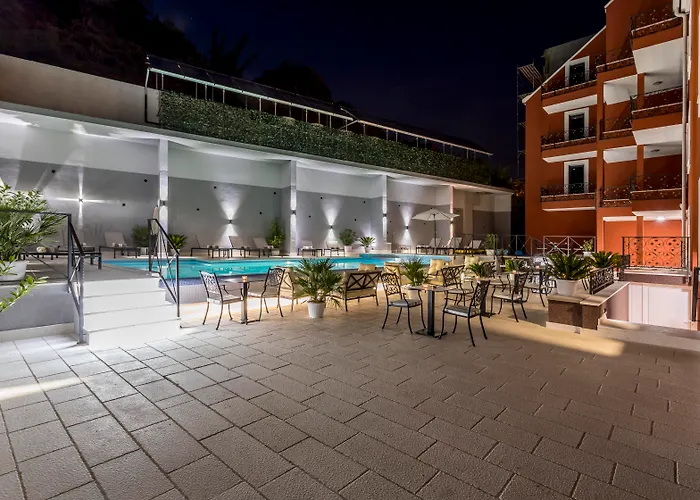 Luxury hotel only: Hotel Cvita