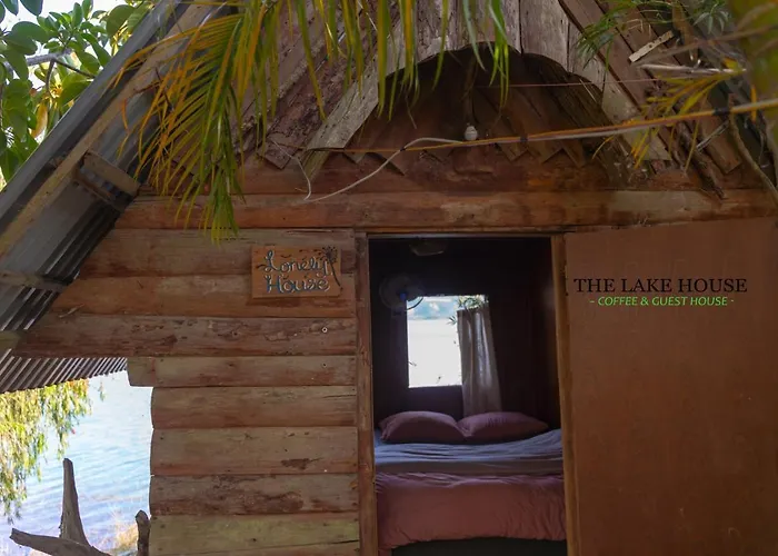 Bed and Breakfast Lake House Dalat