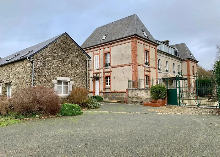 Gîtes grands groupes - Château des Forges Gouville
