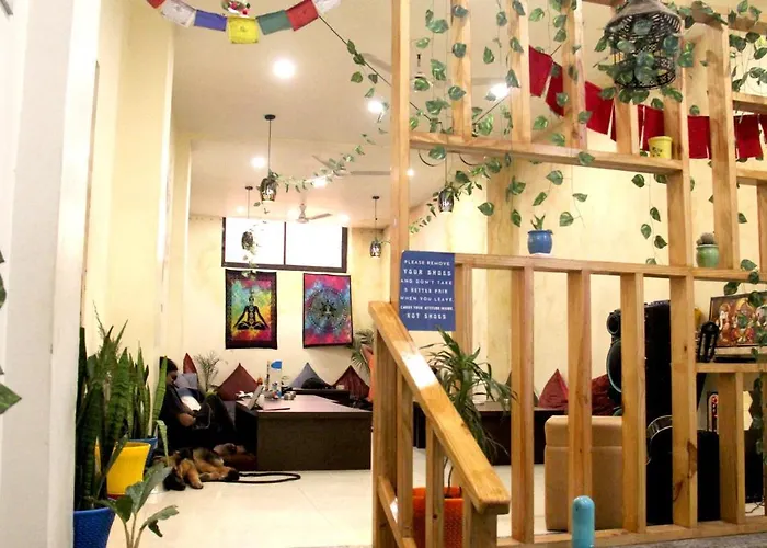 Tatsat Hostel