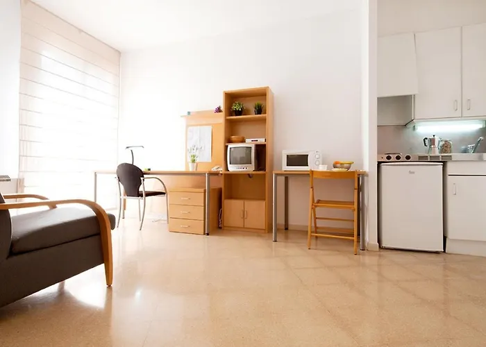 Residencia Universitaria Resa Francesc Giralt I Serra