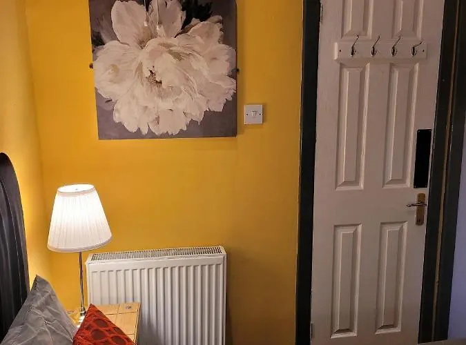 Residence - No 8