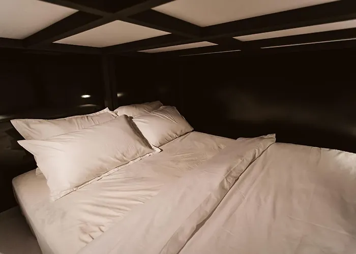 7 Wonders Hostel @ Boat Quay