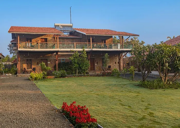 Vacation home: Saffronstays Lake House Bouganvillea: Rustic Lakeside Villa with Pool
