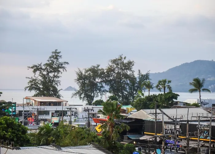 Rico'S Patong Hotel