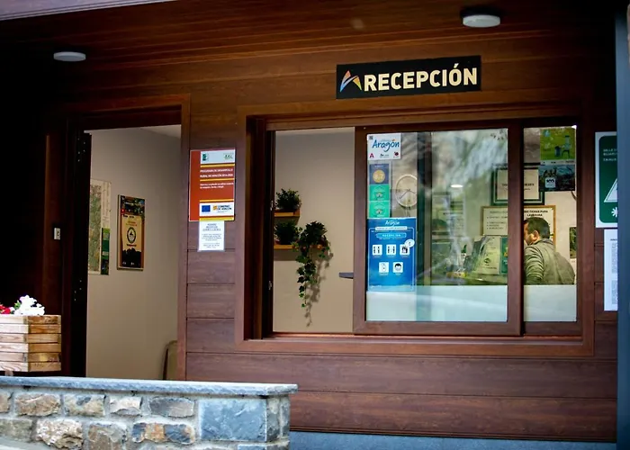 Hotel cerca del colegio: Camping Valle De Bujaruelo
