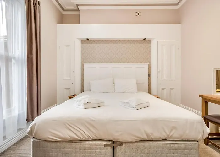 Guest house: Central Belfast Apartments Harpers