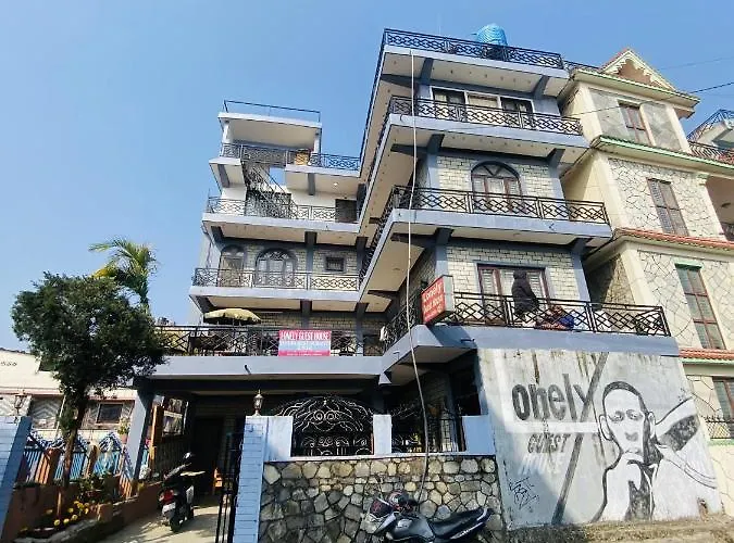 Hotel: The Arth Guest House