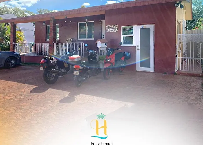 Easy Hostel
