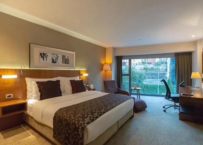 Hôtel avec tennis: Crowne Plaza Istanbul Harbiye By Ihg