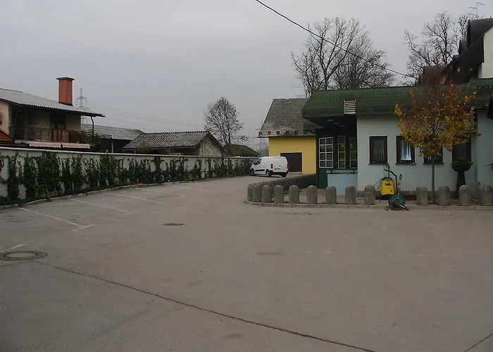 B&B Janezic