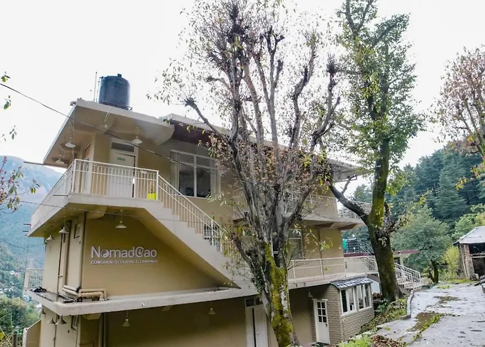 Nomadgao Dharamkot - A Social With Coworking, Fast Wifi, Peaceful Rooms, And Great Views - Close To Mcleodganj