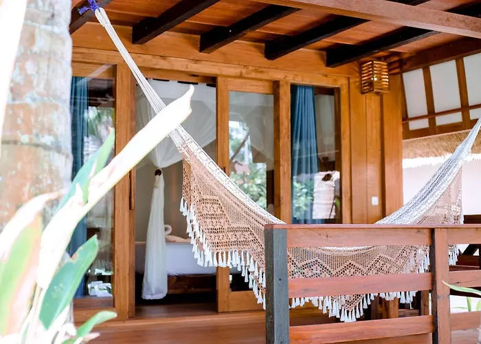 Island View Bar & Bungalow