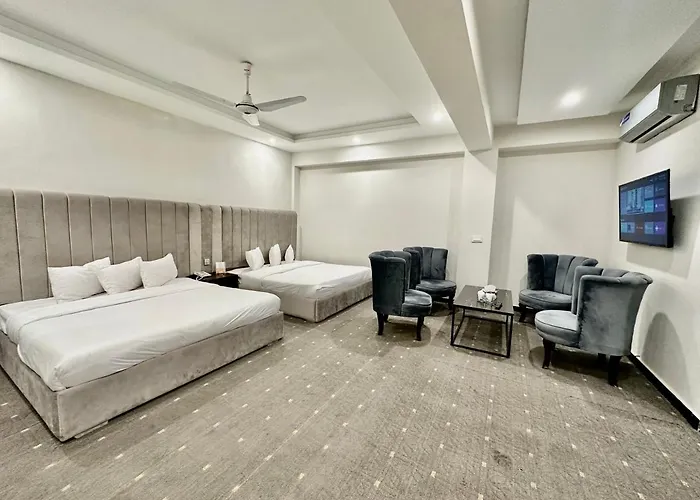 Hotels with tennis Mudan And Suite