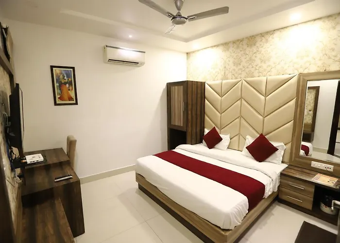 Hotel Malhotra Inn 50 Meter From Golden Temple