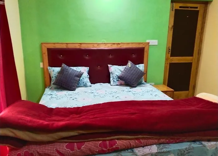 3 star hotels Noor Guest House