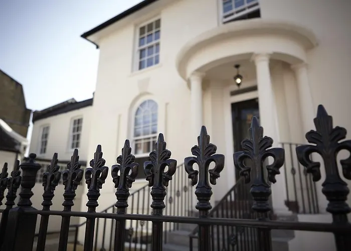 Park Villa Boutique Hostel