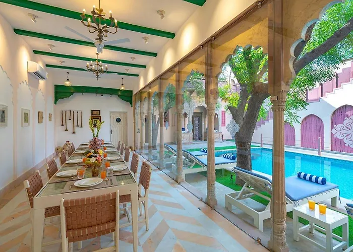 Khohar Haveli With Complimentary Breakfast And Outdoor Pool