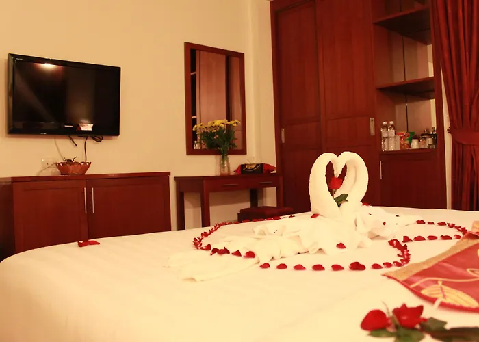 Hotel with view: Patong Hemingway'S Hotel